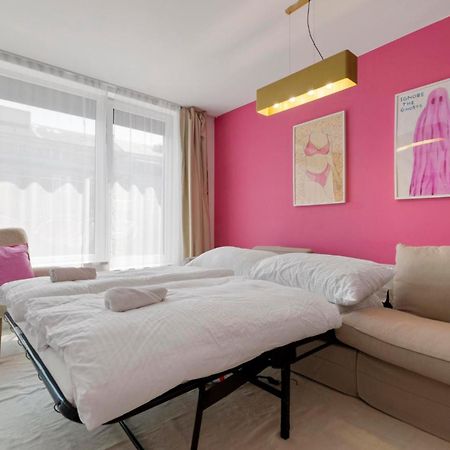 דירות ברטיסלאבה Lam Pink - Jacuzzi - Ac - Ps4 מראה חיצוני תמונה