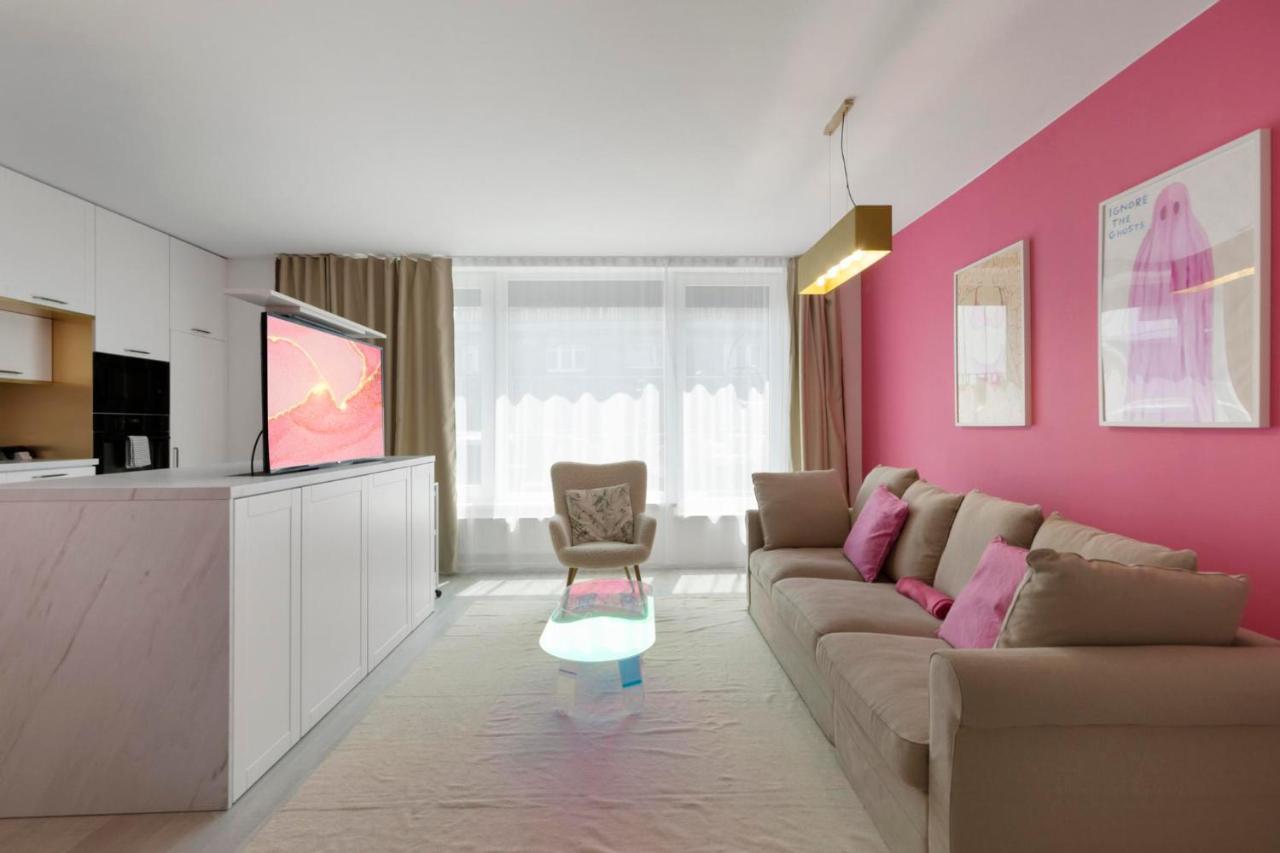 דירות ברטיסלאבה Lam Pink - Jacuzzi - Ac - Ps4 מראה חיצוני תמונה